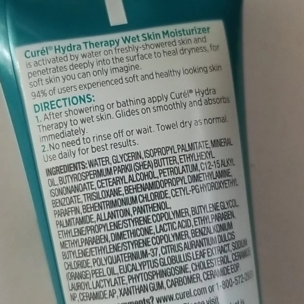 Curél Hydratherapy Wet Skin Moisturizer